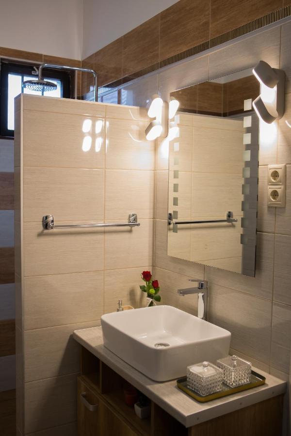 솜버트헤이 Kikelet Apartman 아파트 외부 사진