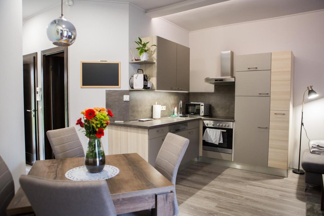 솜버트헤이 Kikelet Apartman 아파트 외부 사진